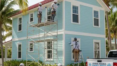 Professional painter offering interior and exterior painting services in Sarasota, FL